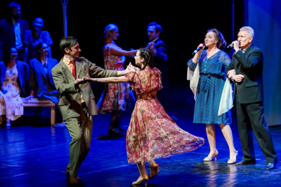 "&Acy;&ncy;&dcy;&rcy;&iecy;&iecy;&vcy;&acy; &ncy;&ocy;&chcy;&softcy;" -&tcy;&iecy;&acy;&tcy;&rcy; &dcy;&rcy;&acy;&mcy;&ycy; &icy;&mcy;&period; &Ncy;&period; &Ocy;&rcy;&lcy;&ocy;&vcy;&acy; &gcy;&period;&CHcy;&iecy;&lcy;&yacy;&bcy;&icy;&ncy;&scy;&kcy;