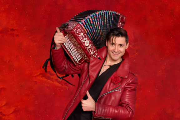 &Dcy;&mcy;&icy;&tcy;&rcy;&icy;&jcy; &Icy;&vcy;&acy;&shchcy;&iecy;&ncy;&kcy;&ocy;