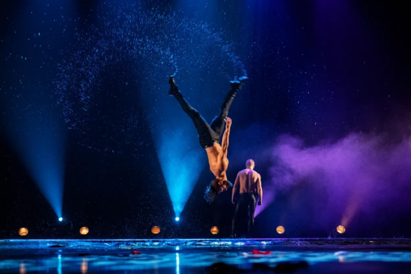 Шоу под дождём V. Признание в любви г. Миасс