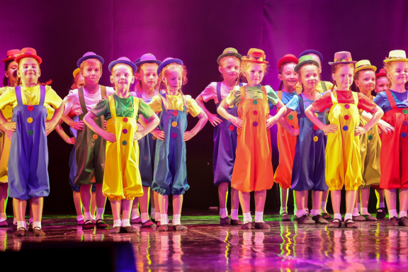 &Ocy;&tcy;&chcy;&iecy;&tcy;&ncy;&ycy;&jcy; &kcy;&ocy;&ncy;&tscy;&iecy;&rcy;&tcy; &acy;&ncy;&scy;&acy;&mcy;&bcy;&lcy;&yacy; &scy;&ocy;&vcy;&rcy;&iecy;&mcy;&iecy;&ncy;&ncy;&ocy;&jcy;&period; &khcy;&ocy;&rcy;&iecy;&ocy;&gcy;&rcy;&acy;&fcy;&icy;&icy; " &Acy;&ncy;&tcy;&acy;&rcy;&iecy;&scy;"