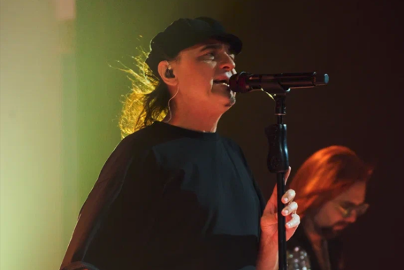 Нэнси г. Миасс